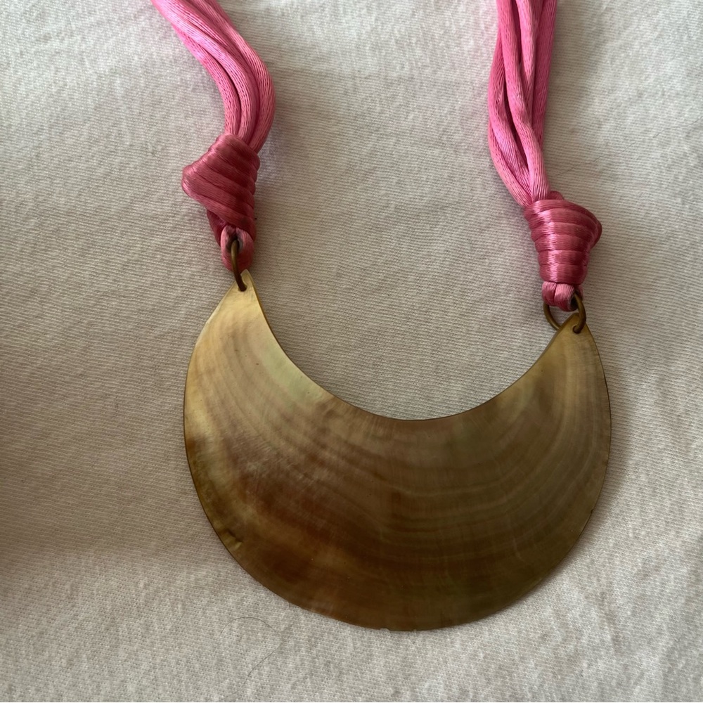 Vintage Multi-Pink String Crescent Shape Iridesce… - image 4